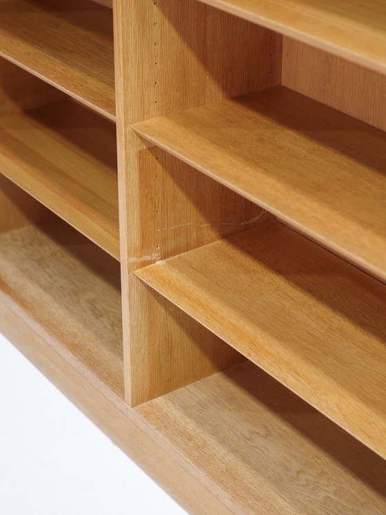 Image 1 of Libreria grande Hundevad in rovere, mobiletto porta LP, vintage danese