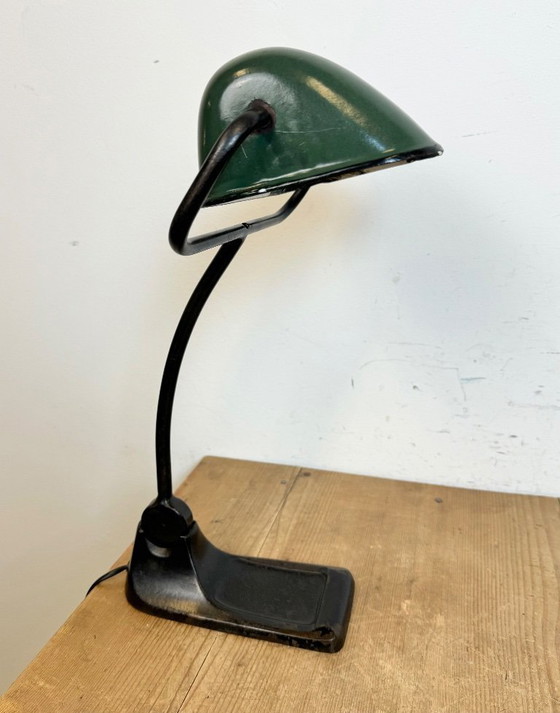 Image 1 of Lampe de table vintage en émail vert de BUR, années 1930