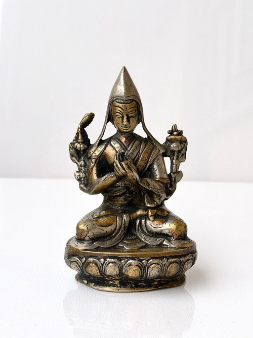 Tsongkhapa versilberte Statue tibetischer buddhistischer Lama graviert Vintage Nepal