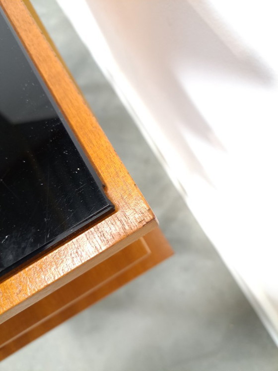 Image 1 of Mid-Century kastje J.D. Freese met klep en zwart opaline glas