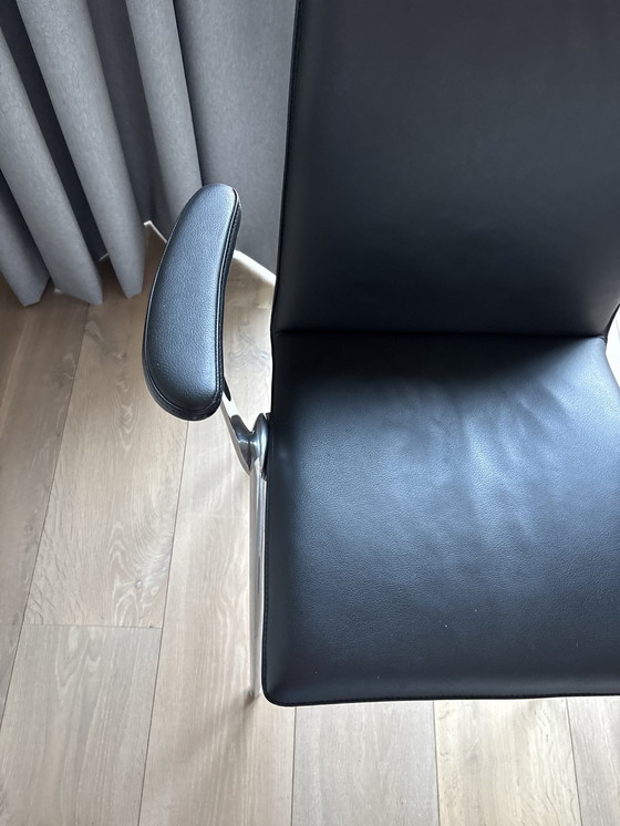 Image 1 of Eetkamer stoelen zwart leer/chroom 2x