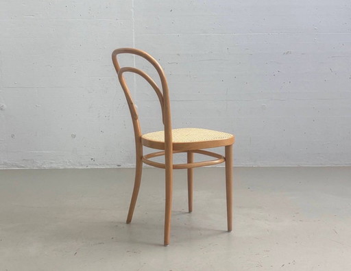 Vintage Thonet bentwood chair with Viennese caning, 1981 – kuipstoelen (photo 2 of 8)
