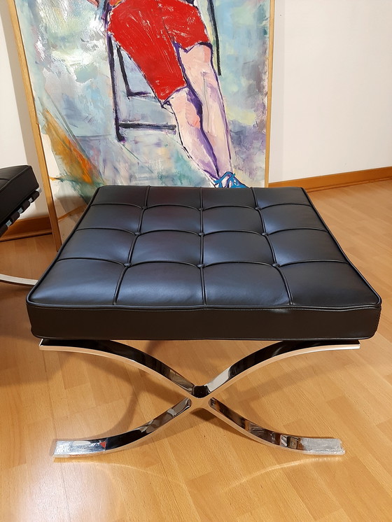 Image 1 of Knoll Set Barcelona New-Never Used Black Leather Design by Ludwig Mies Van Der Rohe and Lilly Reich (1929)
