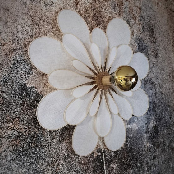 Image 1 of Flower wall lamp, Marguerite model, 24 petals in rattan and linen (choice of colors)