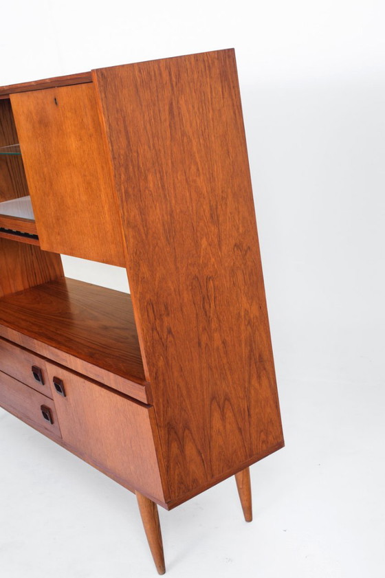 Credenza vintage in stile scandinavo. Legno di teak. Francia, anni '60. – Credenze alte, Wood (photo 5 of 13)