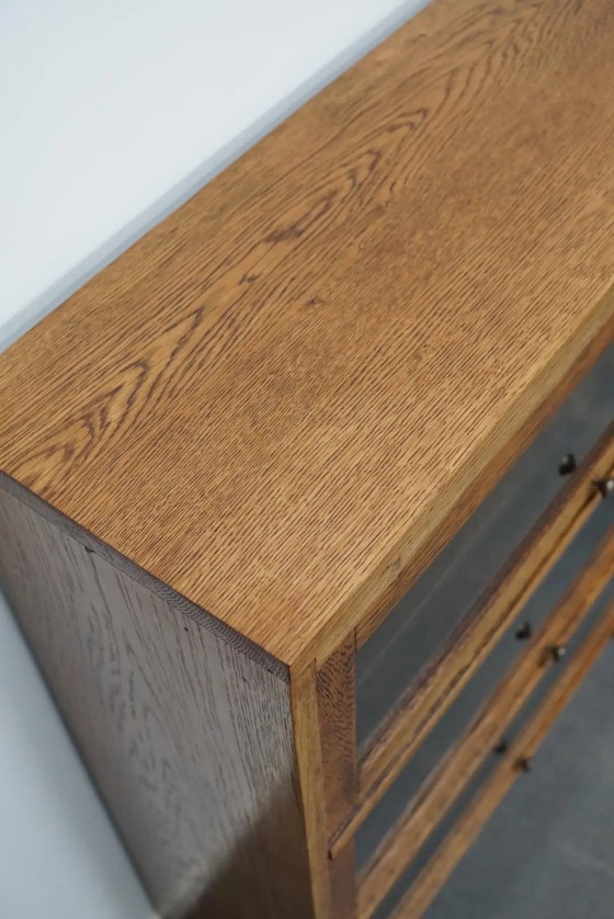 Image 1 of Duitse eiken boekenkast met schuifdeuren in de stijl van Globe Wernicke, ca. jaren 1930