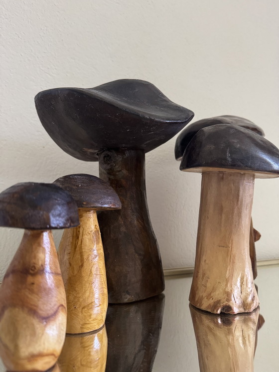 Image 1 of Decoratieve houten paddenstoelen