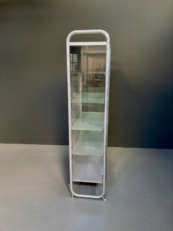 Image 1 of 2 vetrine mediche italiane d'epoca - Padova