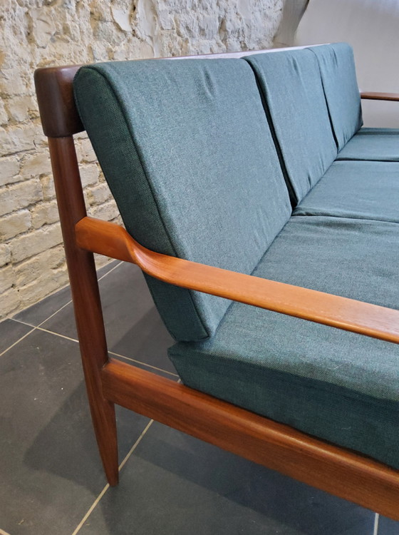 Image 1 of Vintage Scandinavische 3-zitsbank van massief hout