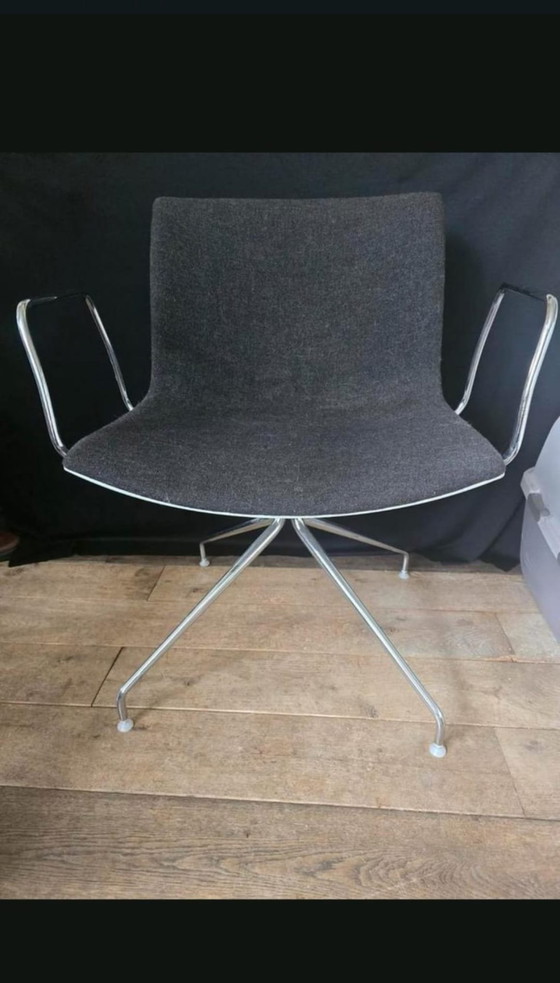 Image 1 of 3 arper stoelen