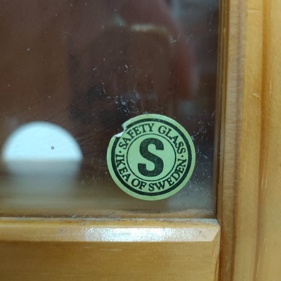 Image 1 of Vetrina svedese vintage Ikea anni '70/'80 in legno di pino