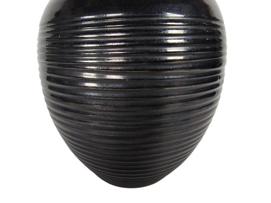 Image 1 of Nagtegaal Utrecht - design Ambrosius Nagtegaal - ribbed vase - model 234 - black - 1955/60