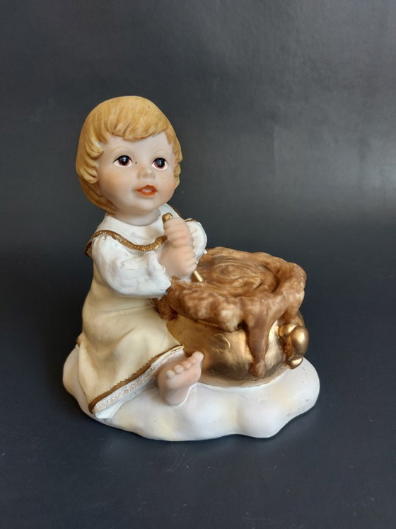 Image 1 of Figurines Seneca en polystone fabriquées à la main