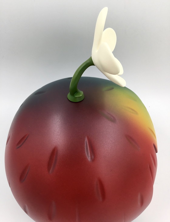 Image 1 of Vase/Objet design : Happy Go Lucky - Yosuke Ueno - Édition limitée : 64/150 - 2021.