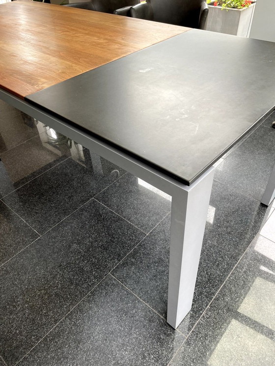 Image 1 of Arco Graphic dining room table extendable