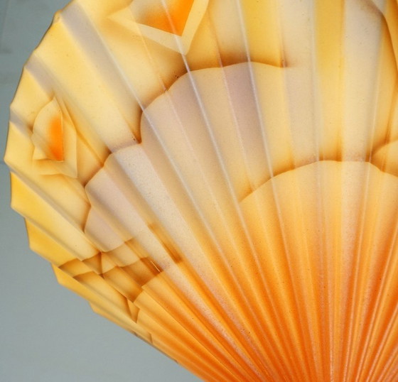 Image 1 of Art déco glazen hanglamp met airbrush spritzdekor, geplooide vorm, avant-gardistisch design uit de jaren 1920-1930.