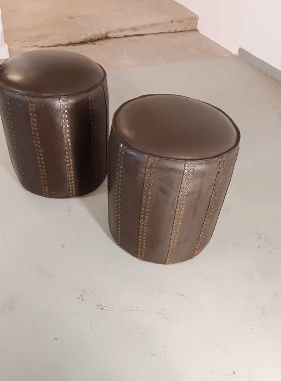 Image 1 of Set van 2 bruine leren poefs