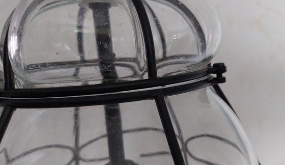 Image 1 of Lampada a sospensione veneziana, soffiata in gabbia di ferro, Murano,