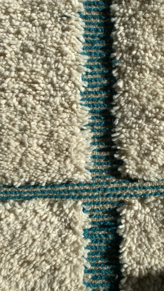 Image 1 of Authentic Berber Carpet from the Atlas Mountains – Handmade Story of Moroccan Tradition (284 X 198 Cm)