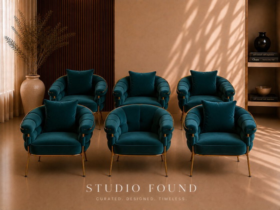 ✦ SET MIT 6 LUXURIÖSEN TÜRKIS-SESSELN | DESIGN | GOLDENES GESTELL – Velvet (photo 8 of 12)