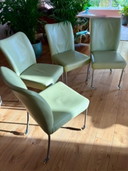 Bert Plantagie  2 mooie Eetkamer stoelen 