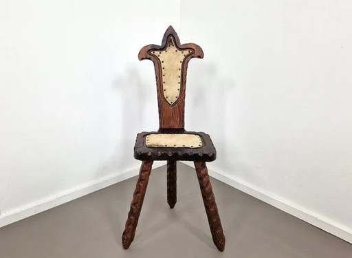 Spanischer Dreibein Hocker | Kuhfell
