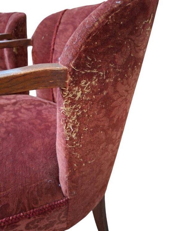 Image 1 of Élégante paire de fauteuils vintage en chêne et velours damassé des années 1960