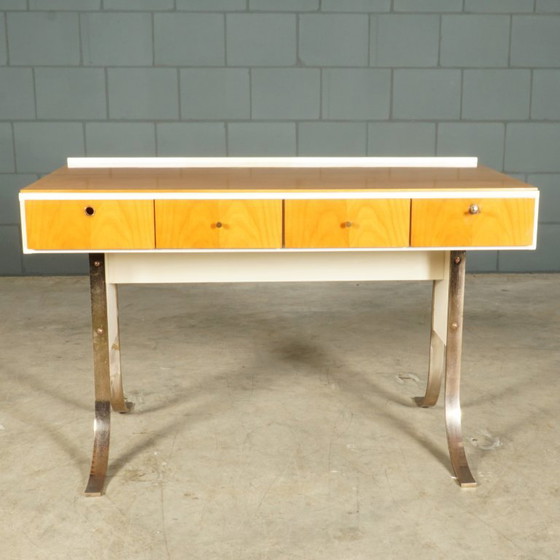 Bureau design vintage avec pieds traîneaux chromés – années 1970 – Bureaux, Metal, Wood (photo 3 of 24)