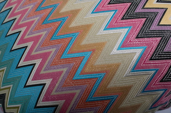 Missoni, Vince Zig Zag Pillow – Polyester (photo 4 of 5)