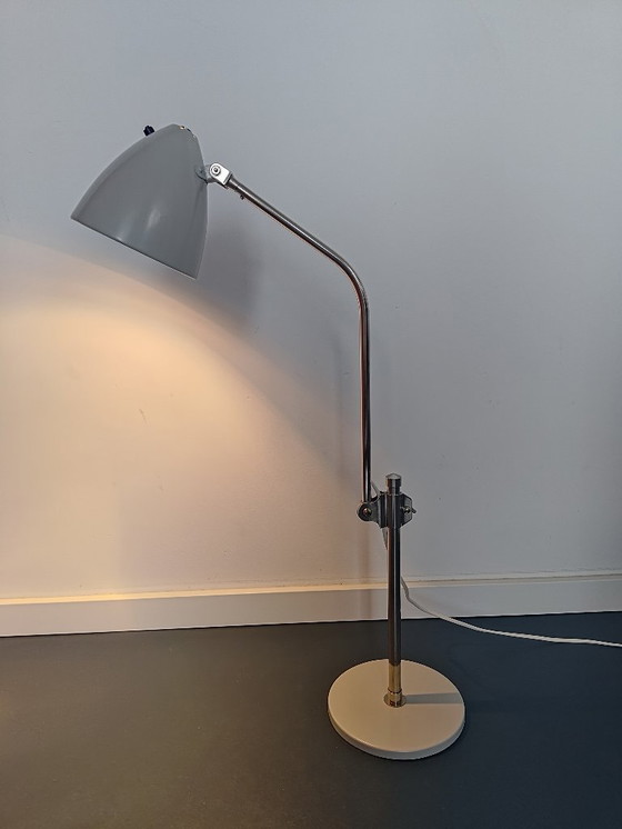 Image 1 of Lampada da scrivania Hala Zeist n. 32 del 1959 izgst