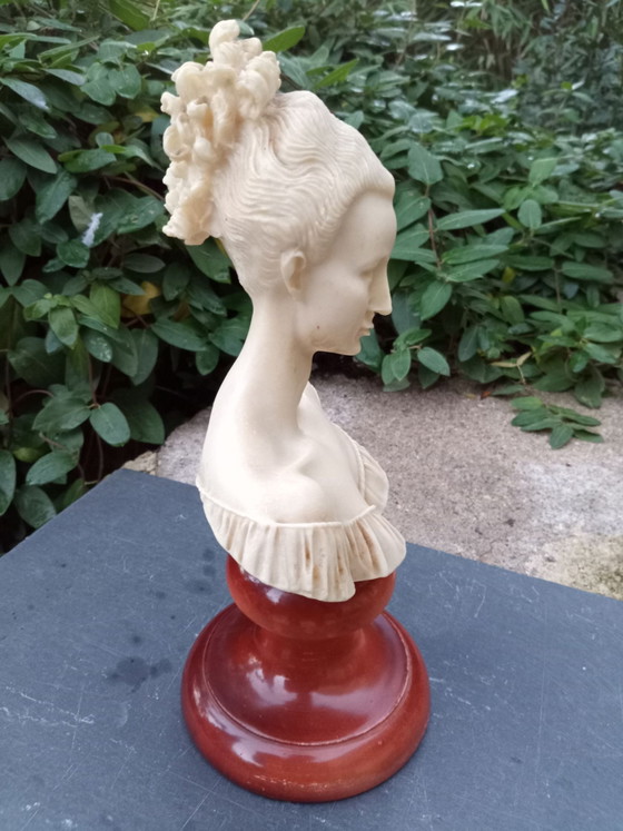 Alabaster Bust Manon Lescaut, Decorative Objects, Stone, Multi Color (photo 9 of 10)