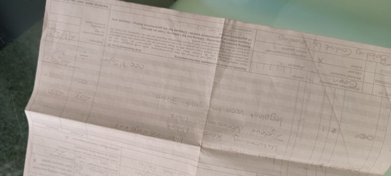 Image 1 of Armario antiguo con aspecto moderno.