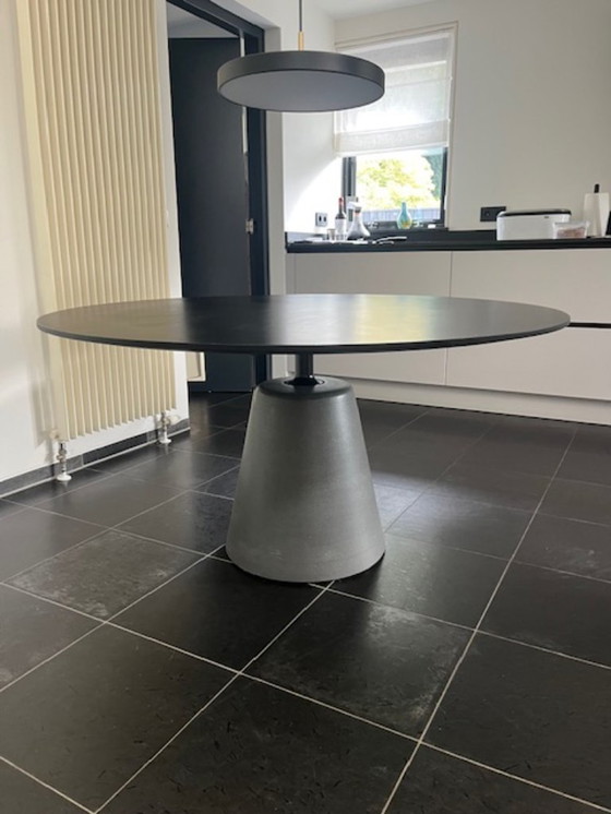 Image 1 of MDF Italia design round table