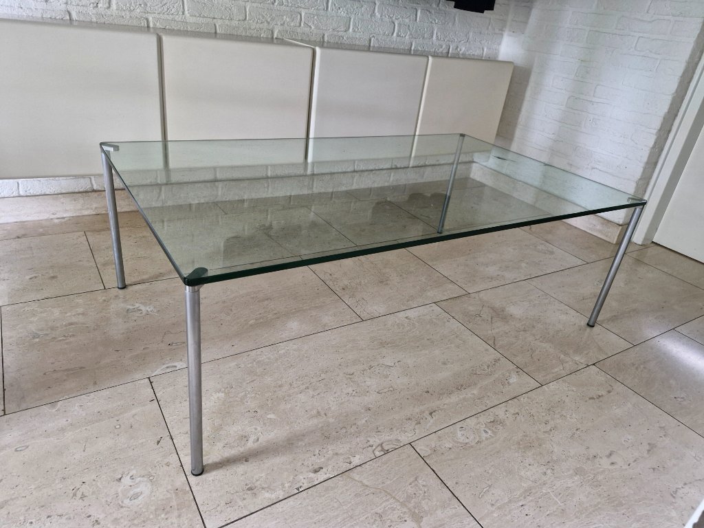 2 tavolini da caffè in vetro dal design elegante