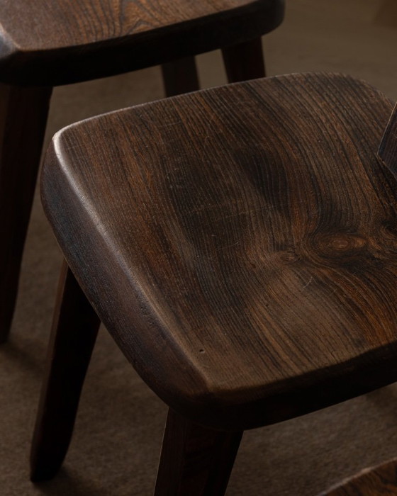 Image 1 of Set of 3 Vintage “T” Dining Chairs by Aranjou, France (c.1960s) – Stained Elm, Brutalist Sculptural