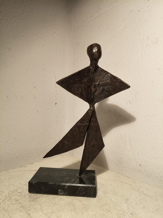 Image 1 of Design modernist expressive cubistic bronze sculpture on marble base