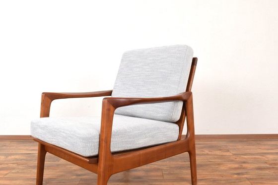Mid-Century Sessel von Illum Wikkelsø, 1960er Jahre. – Textile, Wood (photo 8 of 11)