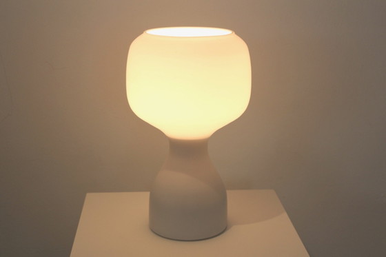 Philips Lampe de table en verre opalin blanc, Dutch Design Style (photo 6 sur 8)