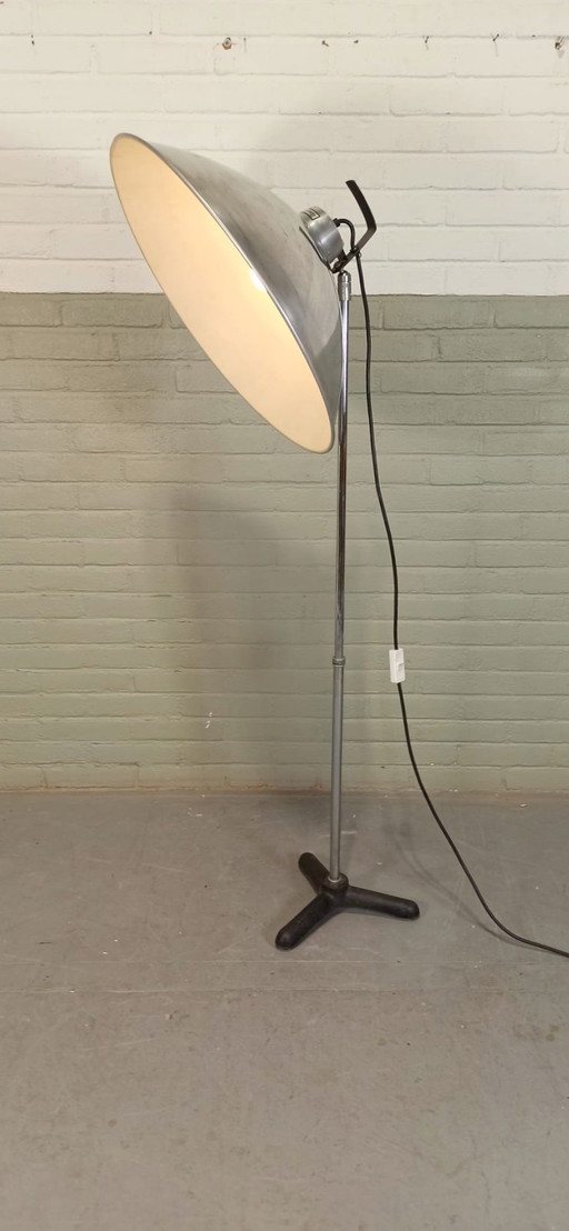 Photax studio industrial floor lamp
