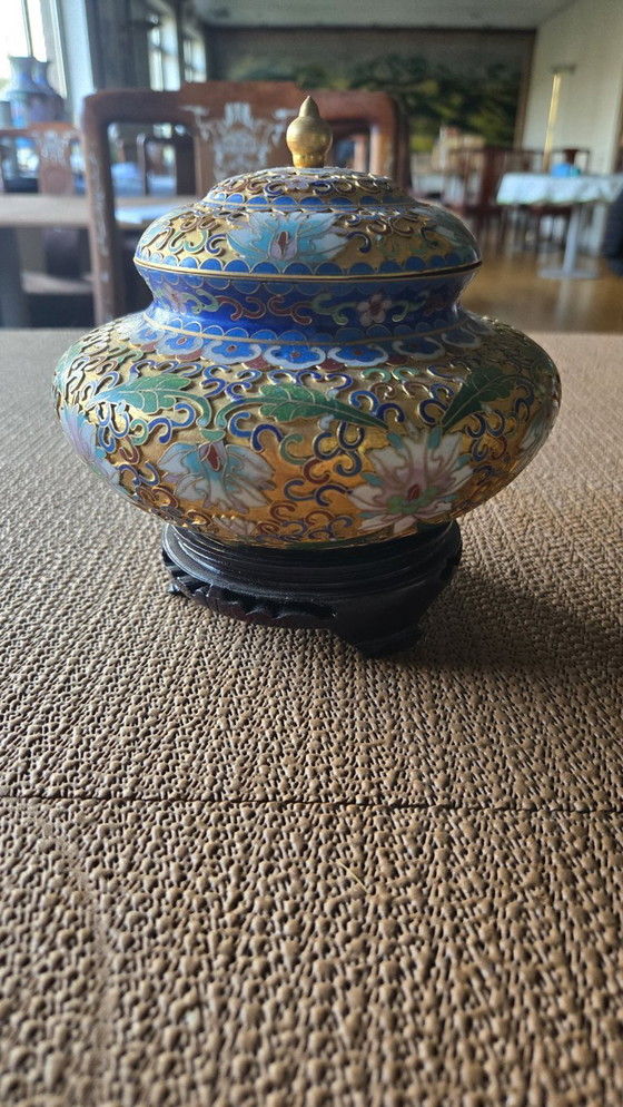 Image 1 of Pentola cinese in cloisonné con coperchio