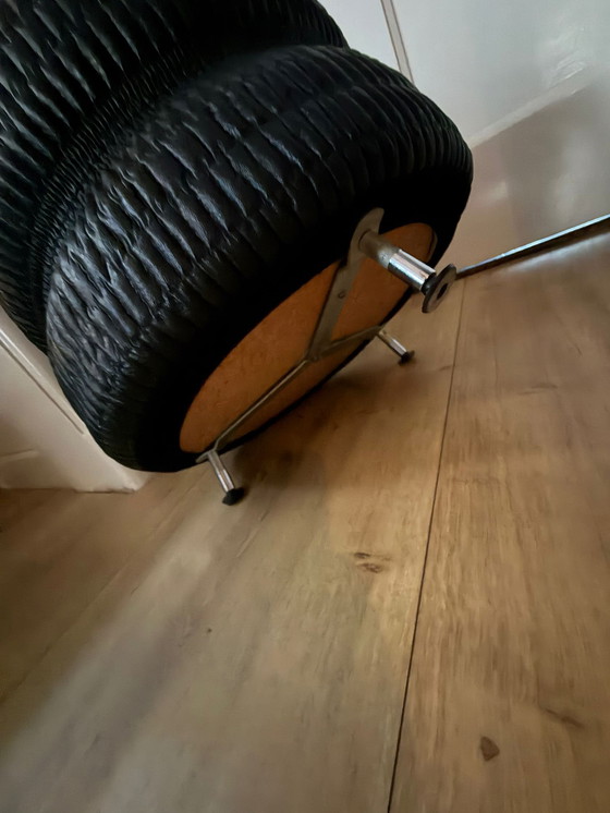 Image 1 of Vintage poef skai leer space age