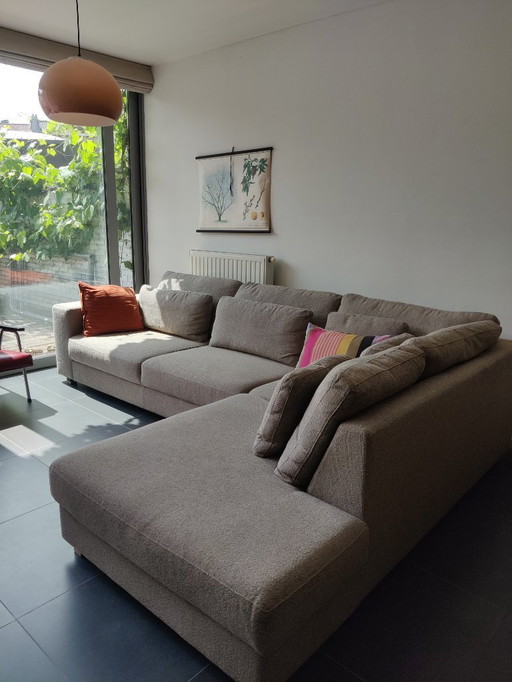 Grote en Stevige Sofa van Umber & Smoke Gent