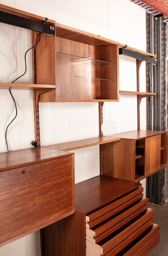 Image 1 of Zeer grote modulaire Deense teakhouten wandkast van Poul Cadovius voor Cado 1960.