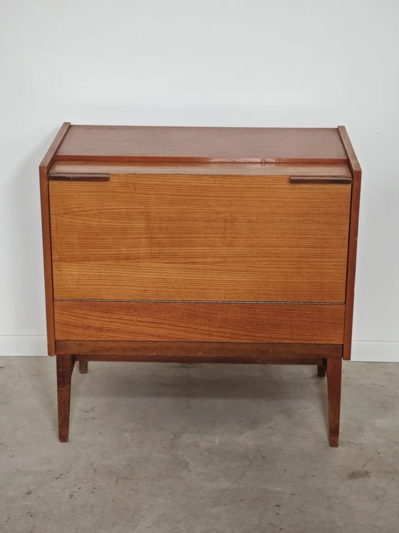 Opbergkist of minibar van Frantisek Mezulanik voor Up Zavody – Barkrukken, Wood, Mid Century Modern (photo 2 of 21)