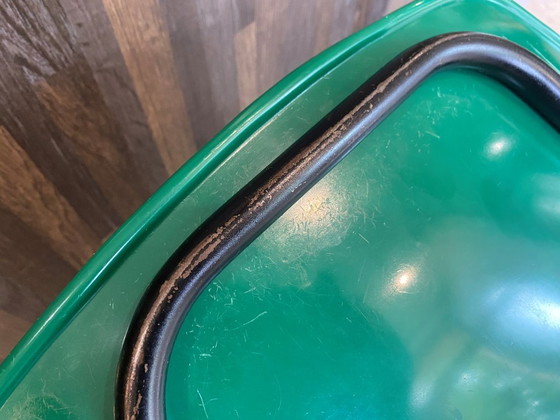 Image 1 of Sedia a guscio di Pierre Guariche per Meurop vert vintage 1960