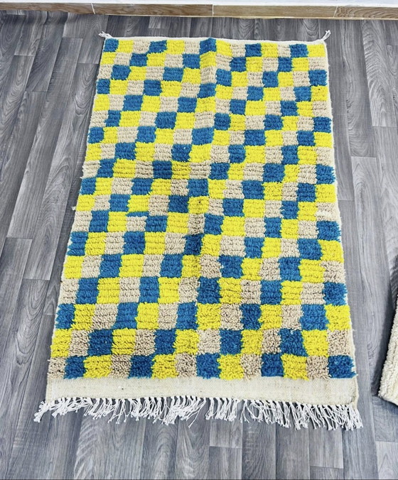 Image 1 of Tapis Artisanal Berbère Fait à Main 