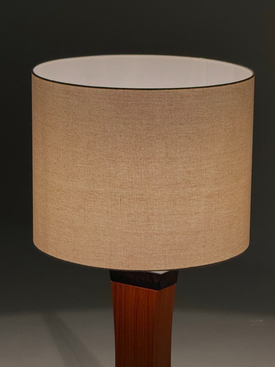 Italian Mid Century teak table lamp – Wood, Metal (photo 13 of 16)