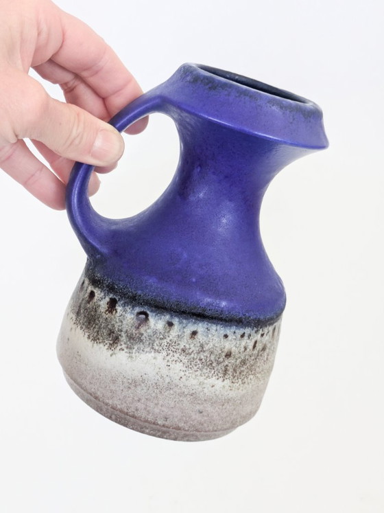 Image 1 of Steuler Keramik West-Duitsland vaas met blauw handvat, Fat Lava MCM 315/15 Cari Zalloni stijl