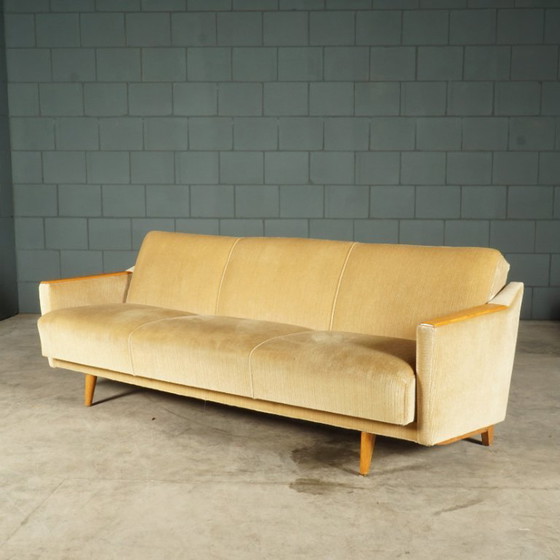 Image 1 of Vintage sofa/slaapbank - velours - jaren 60