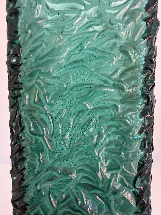 Mid-Century Scandinavian Brutalist Vase – Glass (photo 3 of 6)